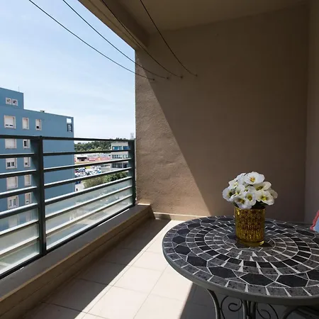Apartment Family With Private Garage